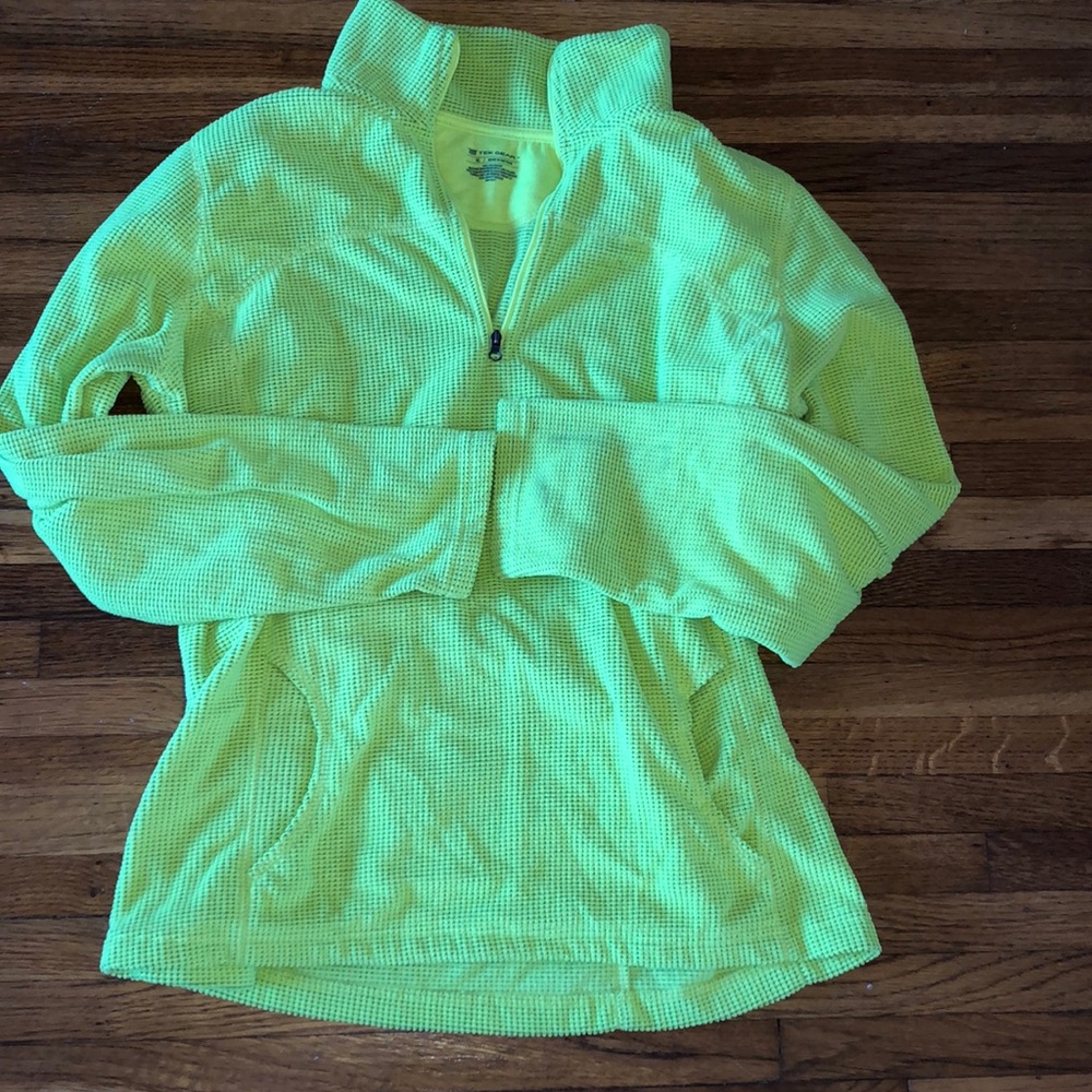Tek Gear throw over